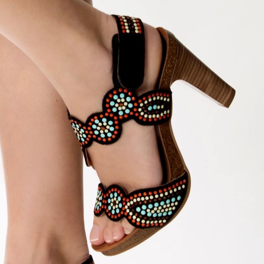 Alora (formerly European Heels) Santa Fe 3 1/2" Sz 39 (US 9) Gently used